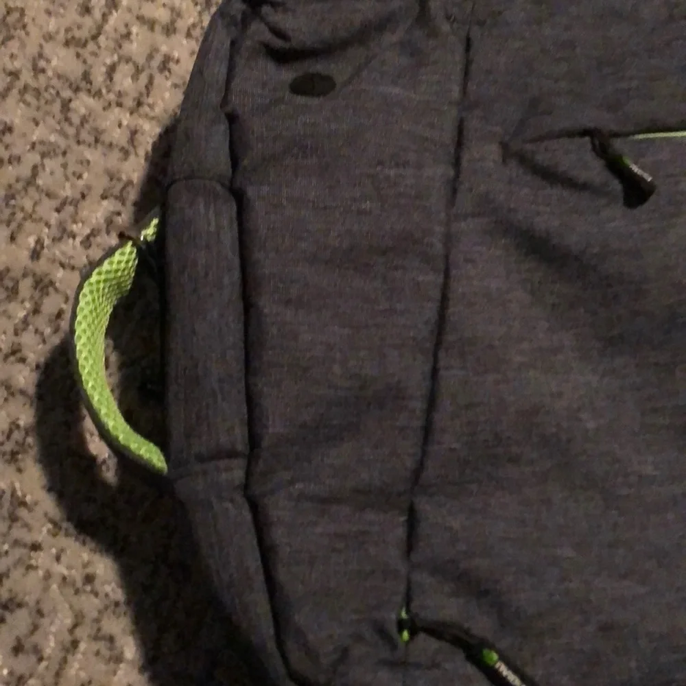 NWOT Bright Green and Gray Laptop Case